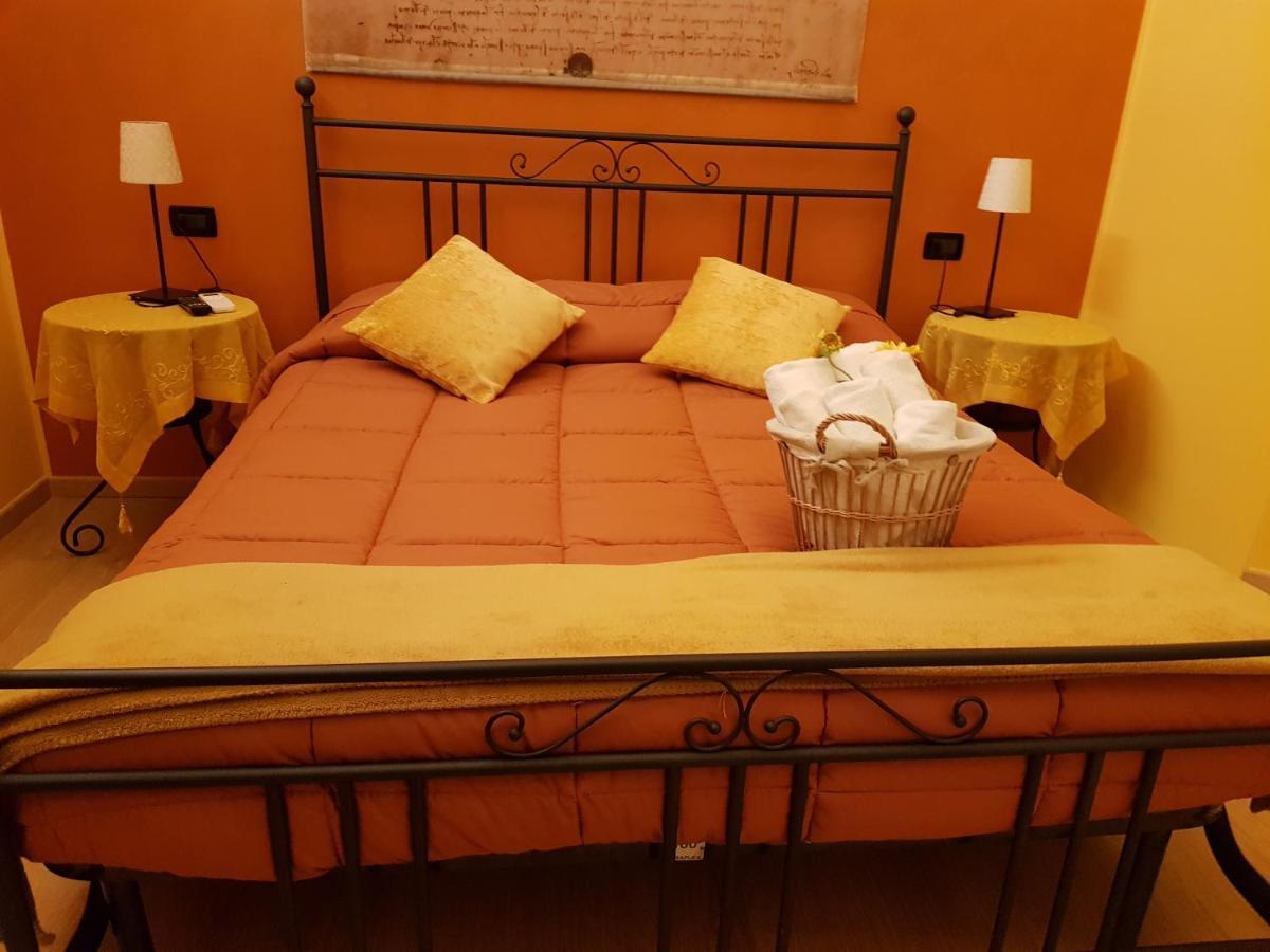 Ghiro Ghiotto Bed & Breakfast Pietra Ligure Exterior photo