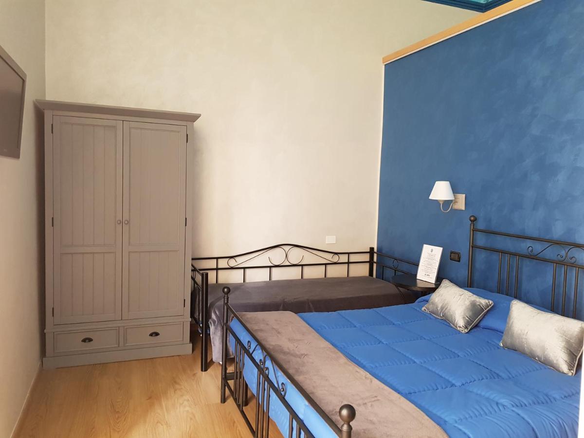 Ghiro Ghiotto Bed & Breakfast Pietra Ligure Exterior photo